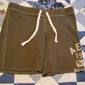 Ladies Aeropostale Green Shorts Size M